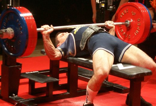 paused benchpress
